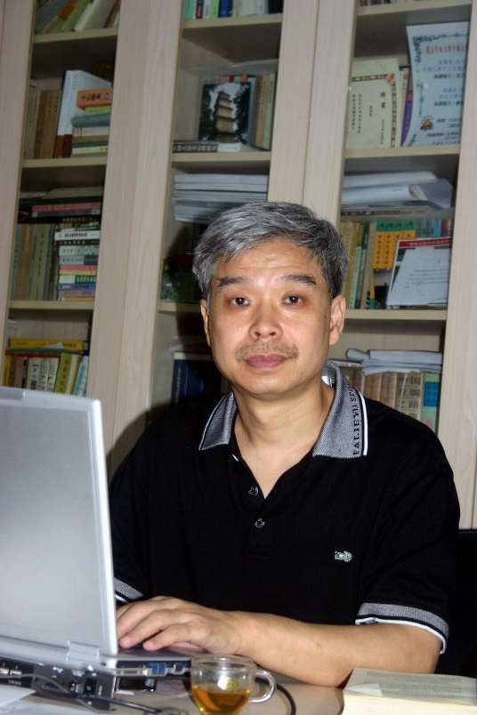 张弘(西北大学文学院原院长)