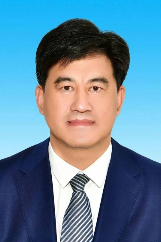 郭玉峰（内蒙古自治区住房和城乡建设厅党组书记、厅长）