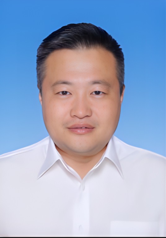 杨振华（内蒙古自治区乌海市司法局党组书记、局长）