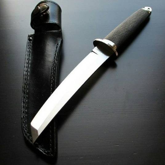 冷钢三美武士