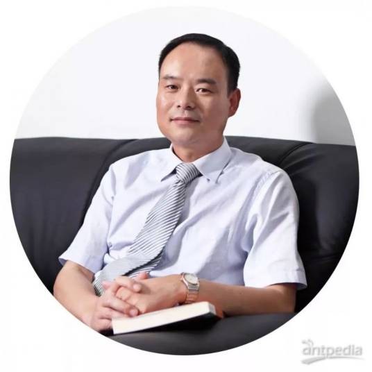王永军（亚士创能董事、常务副总裁，安徽省政协委员、滁州市工商联副主席、滁州市新型化工行业协会会长）
