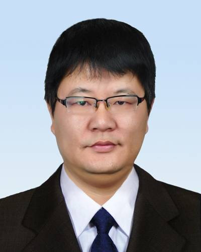 王宏伟（浙江省宁波市宁海县经济和信息化局党委书记、局长）