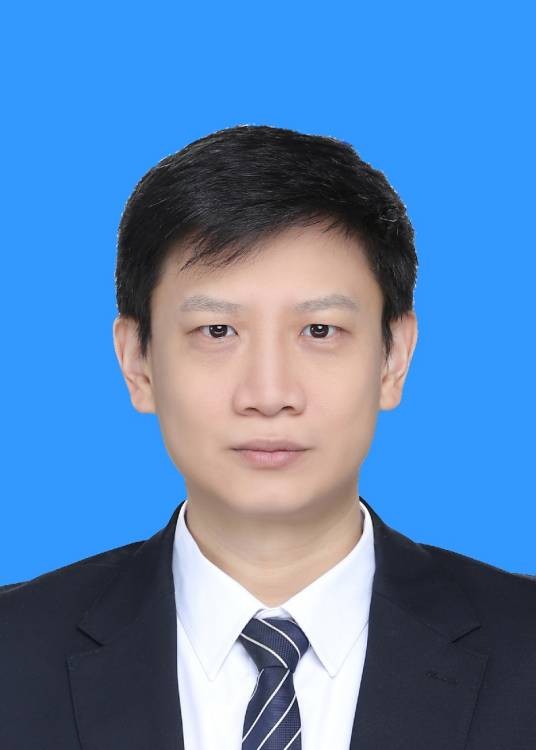 刘峰（黑龙江广播电视台时政新闻部副主任）