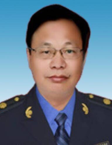 陈伟华(湘潭城市管理和综合执法局党委委员、副局长)