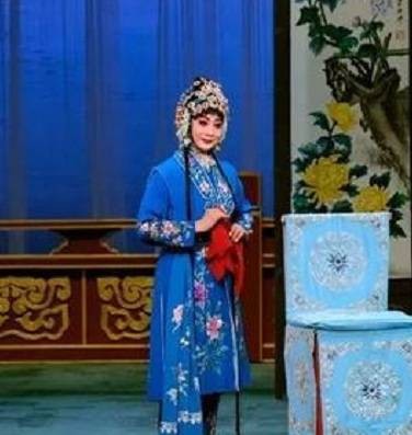 王春燕(北京京剧院国家一级演员)