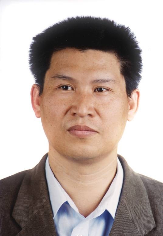 詹文龙（第十四届全国人大社会建设委员会委员，中国科学院院士，核物理学家）