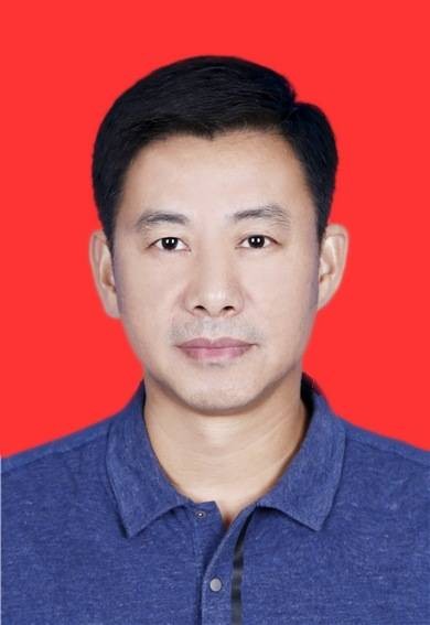 朱莹（湖北省襄阳市谷城县委常委，县委办公室主任）