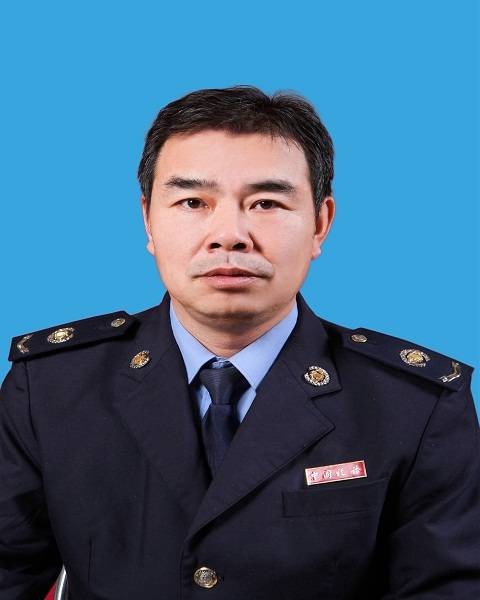 任爱军(国家税务总局张家口市桥东区税务局党委委员、副局长、二级主办)