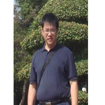 周华（同济大学航空航天与力学学院教授）