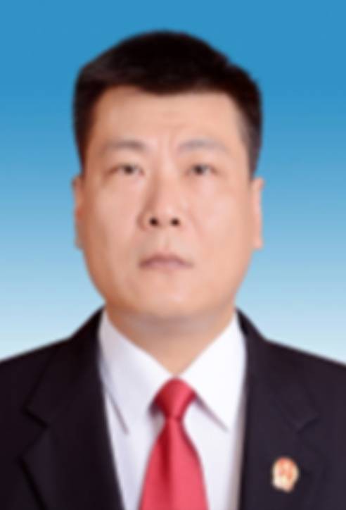 黄巍（湖北省鄂州市鄂城区委常委、纪委书记、监委主任）