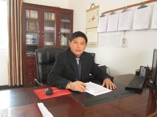 王传宏(江西省彭泽县芙蓉中学校长)