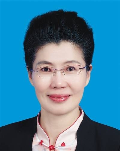 马秀珍（宁夏回族自治区政协副主席，九三学社中央常委，宁夏区委会主委）