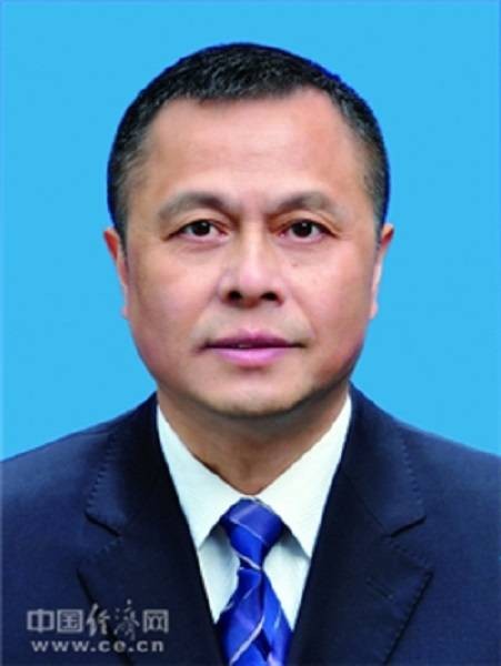 钮力卿