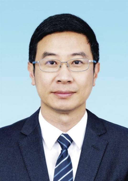 许晓雄(广东省肇庆市委副书记,市政府党组书记、市长)