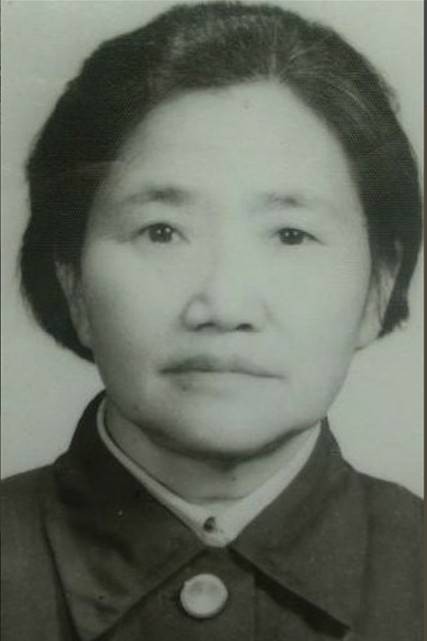 王凯(军转抗战干部赣南师院老前辈)