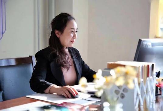 李婷（平凉职业技术学院教师）