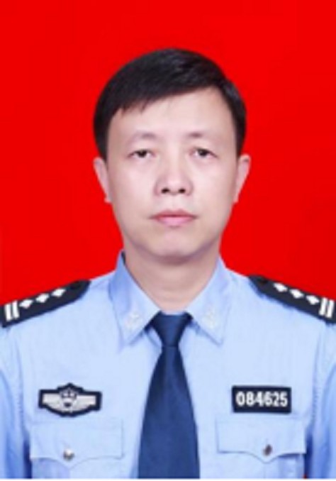 杨春雷（湖南省怀化市靖州苗族侗族自治县公安局党委副书记、政治委员）