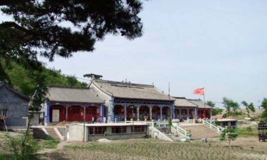 灵山寺(辽宁省朝阳县灵山寺)