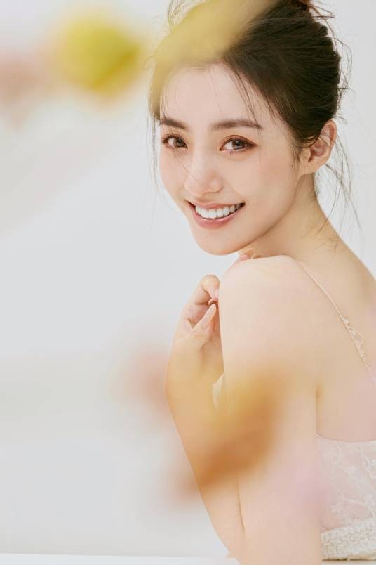 赵佳(中国内地女演员)