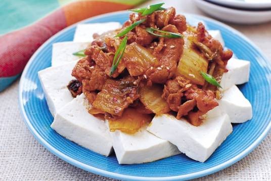 豆腐炒肉片