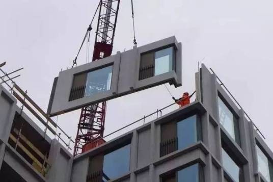 装配式建筑（由预制部品部件在工地装配而成的建筑）