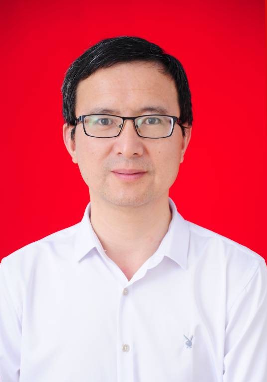 刘丹(湖北省宜昌市兴山县卫生健康局党组成员)