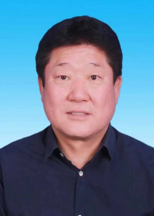 斯琴（中国曲艺家协会会员、内蒙古艺术剧院曲艺团演员、内蒙古曲艺家协会第八届主席团副主席）