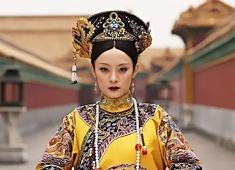甄嬛（电视剧《甄嬛传》中的女主角）