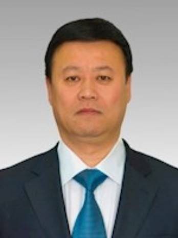 李深（财政局党组成员、市财政事务服务中心主任）