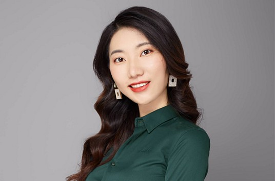沈洁(中能光和创始人兼CEO)