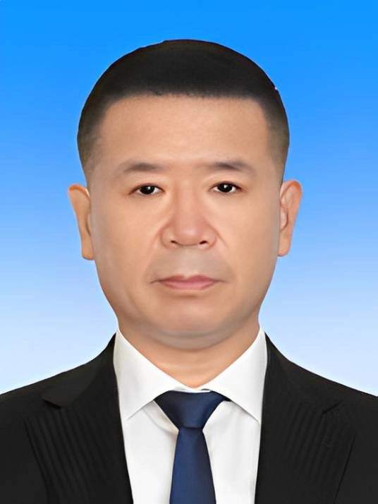 高山(吉林省通化市委副书记、市长)