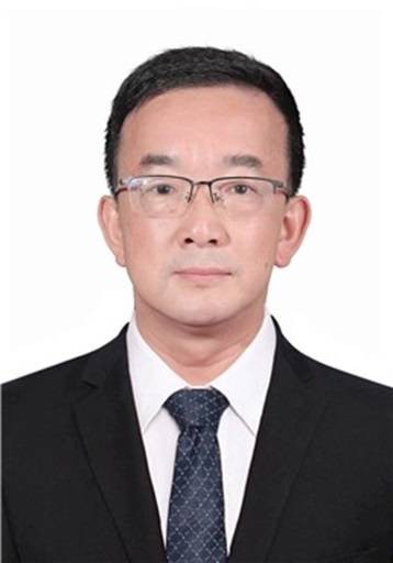 陆俊（安徽省铜陵市乡村振兴局党组成员、副局长）