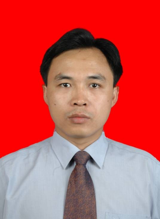曾云（广西百色市政协经济城建资源环保委员会主任）