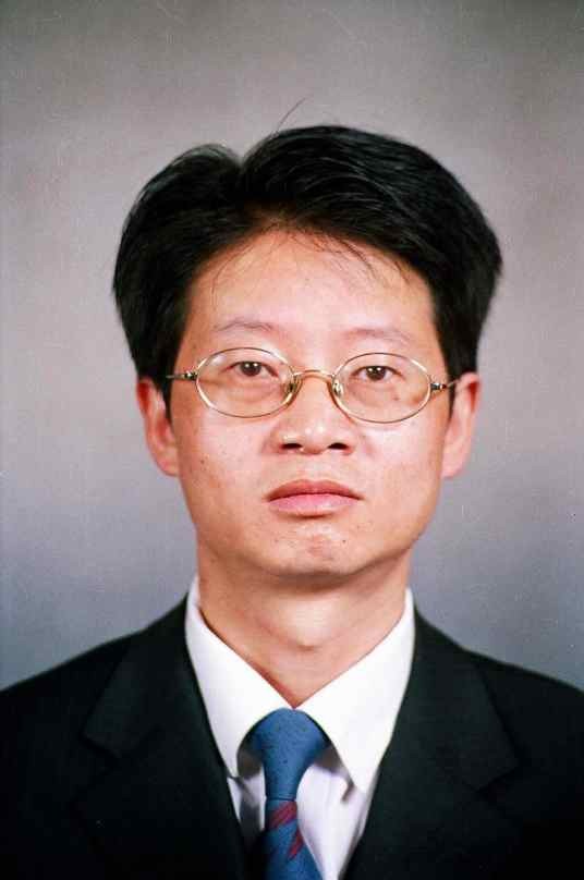 黄清（漳州师范学院教育科学与技术系教授）