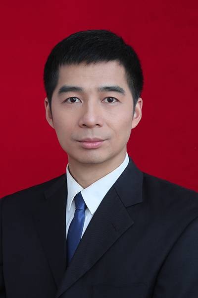 马华（湖南师范大学教授）
