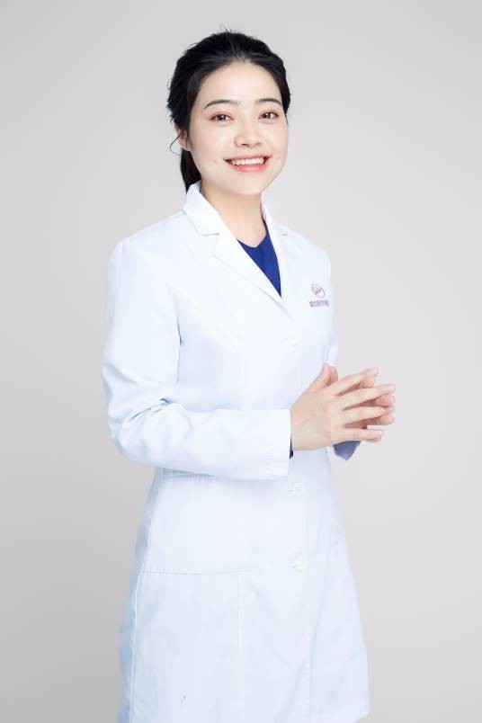 张娇（娇点医学美容医院执业医生）