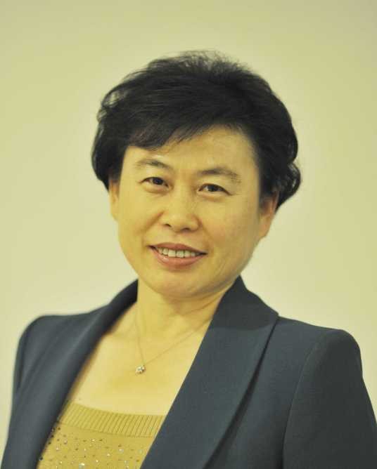李萍(中国药科大学教授,天然药物活性组分与药效国家重点实验室主任)