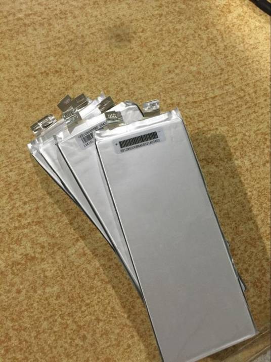 三元聚合物锂电池