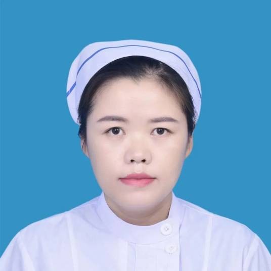 兰兰（第十四届全国人大代表，云南省普洱市孟连县人民医院ICU（重症医学科）护士长）