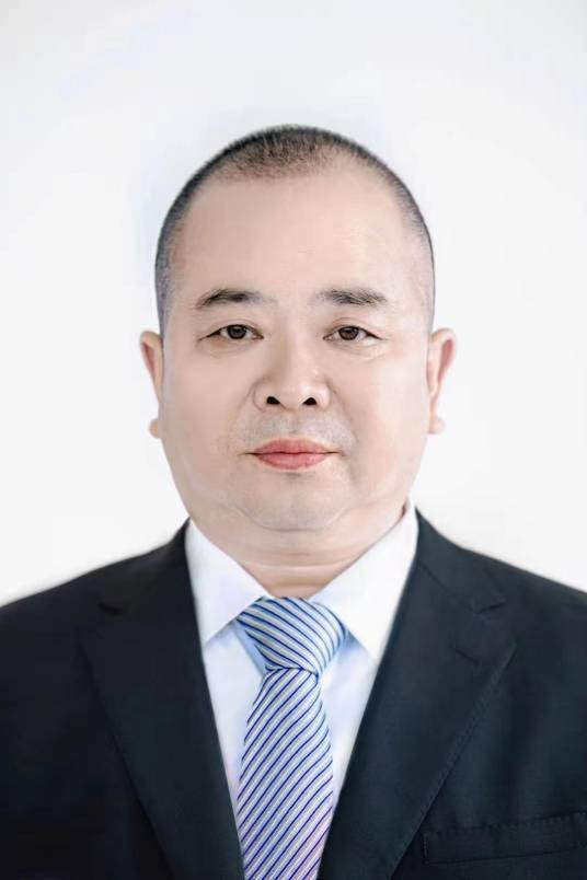 曾勇(黄冈市中心医院原院长)