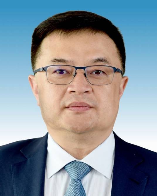 尤峥(东风汽车集团有限公司副总经理)