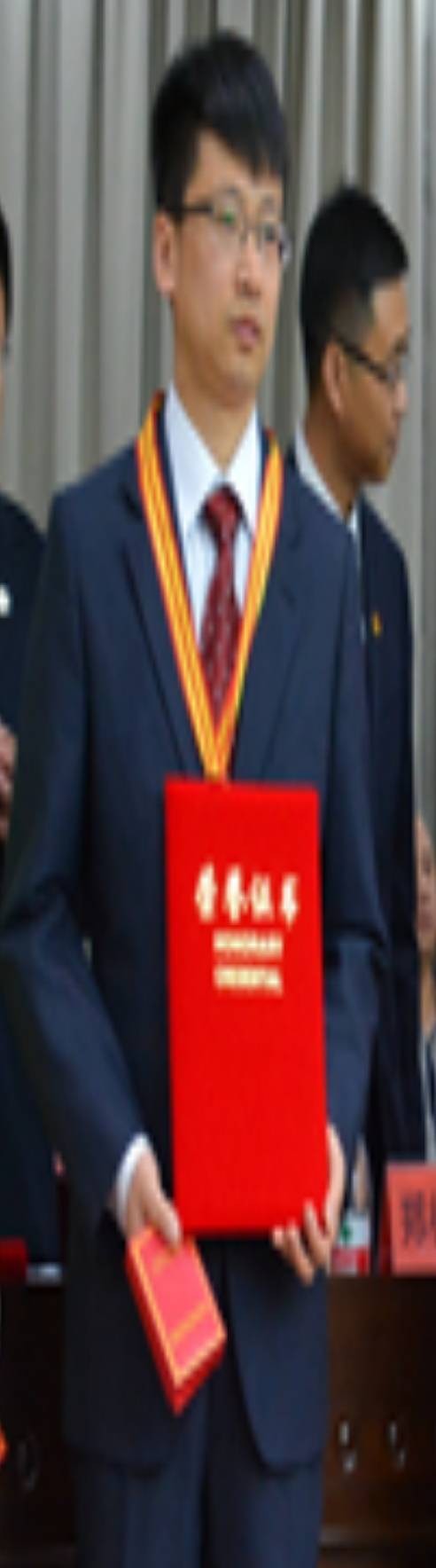 李金龙（齐齐哈尔大学副教授）
