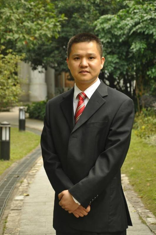 黄克东