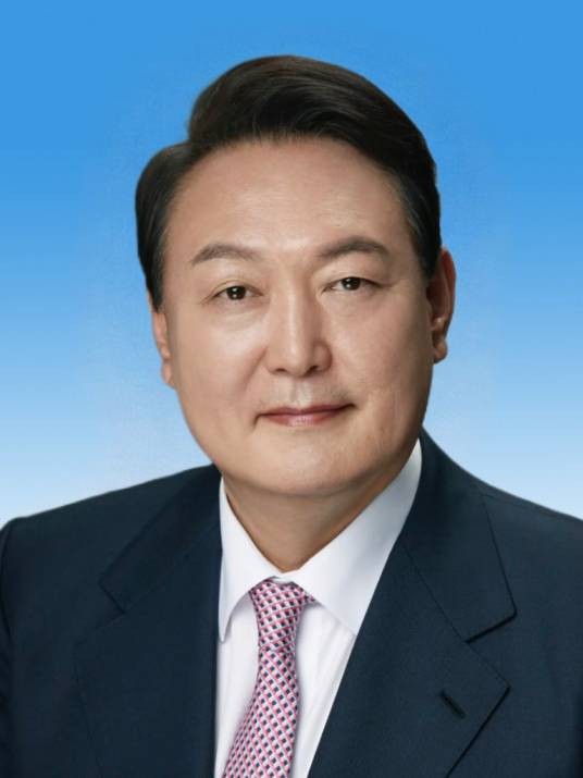尹锡悦