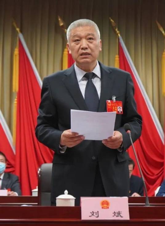 刘斌(呼和浩特市和林格尔县人大常委会原副主任)