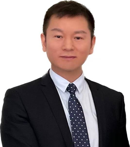 岳华(国家级造型师、中国联合国采购促进会副会长)