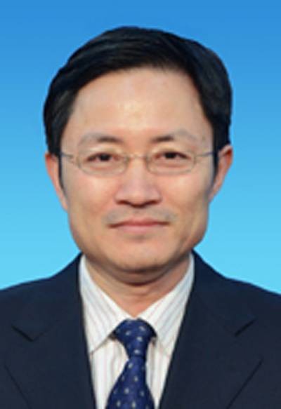 李萌（第十四届全国政协委员、教科卫体委员会委员）