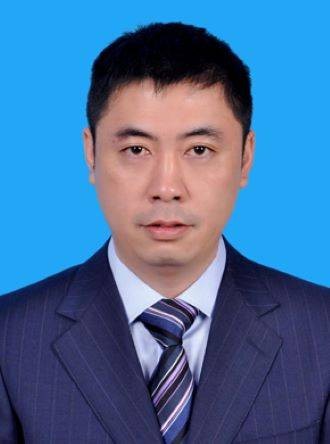 杨洪（贡井区纪委常委）