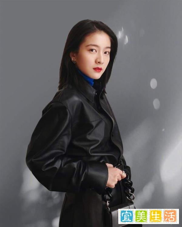 姐姐对粉丝爆粗口,张雪迎发长文回应:家人没错,是你们太偏激