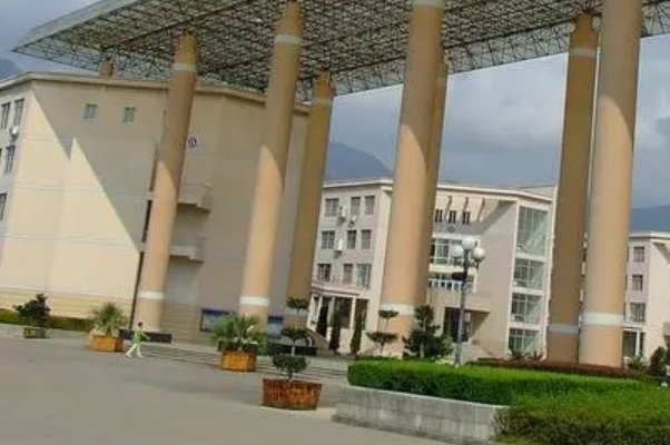 全国所有公办二本大学及分数